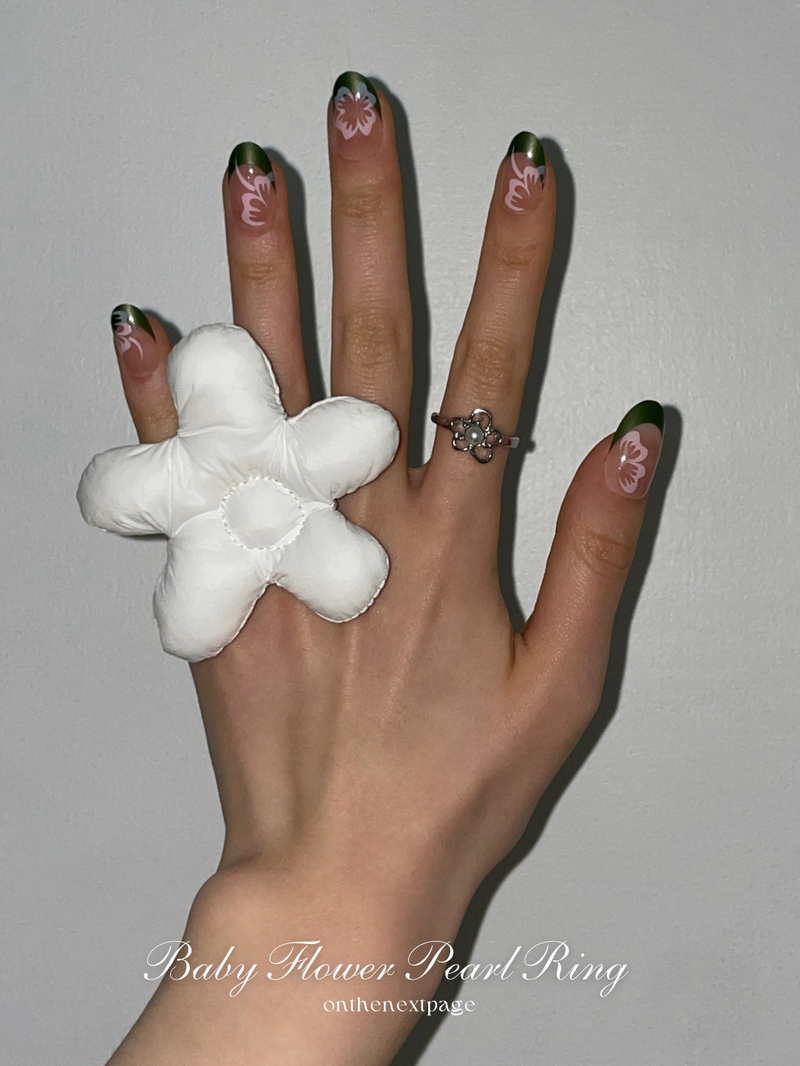 Baby Flower Pearl Ring