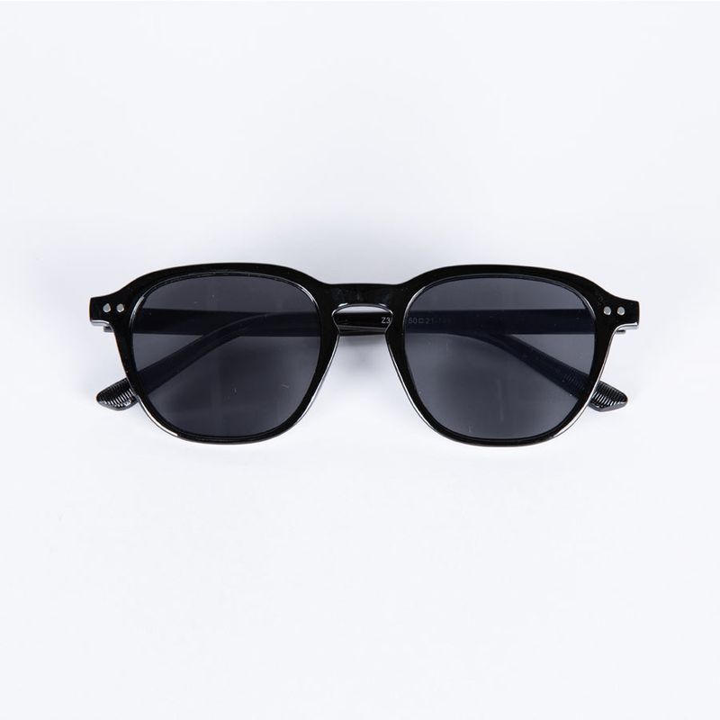 Wooran Black / Black UV Lens