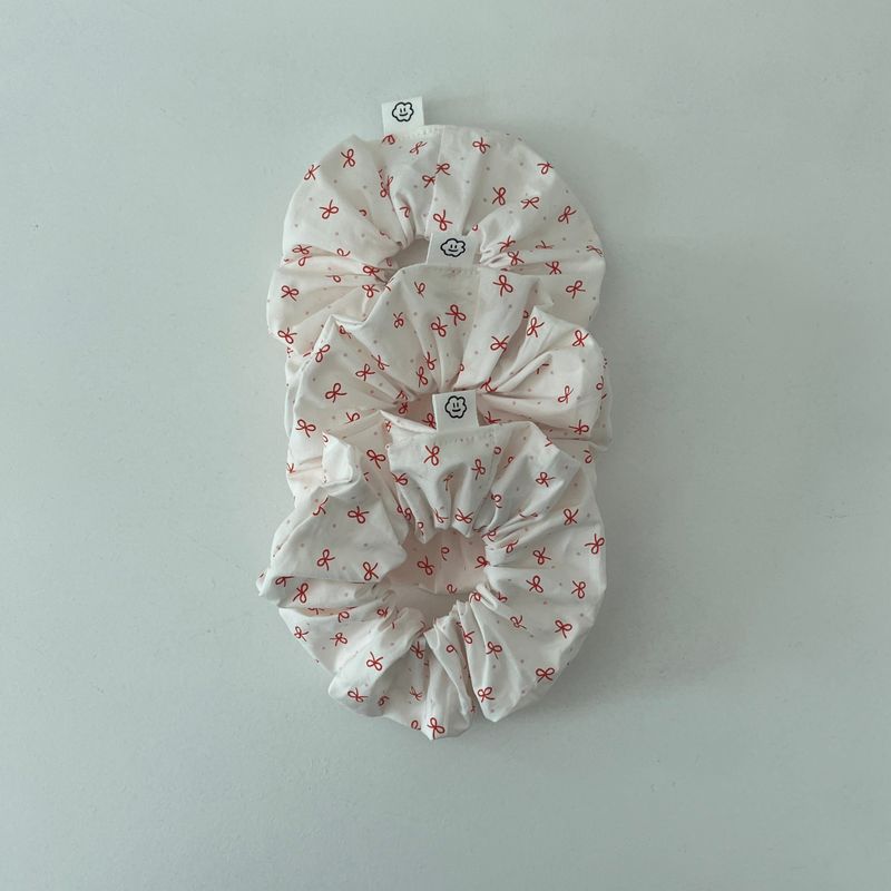 MINI RIBBON SCRUNCHIE