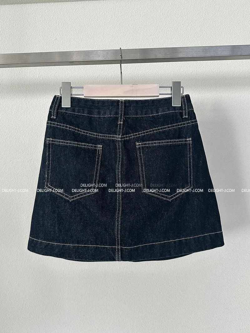 a raw paper stitch jean skirt