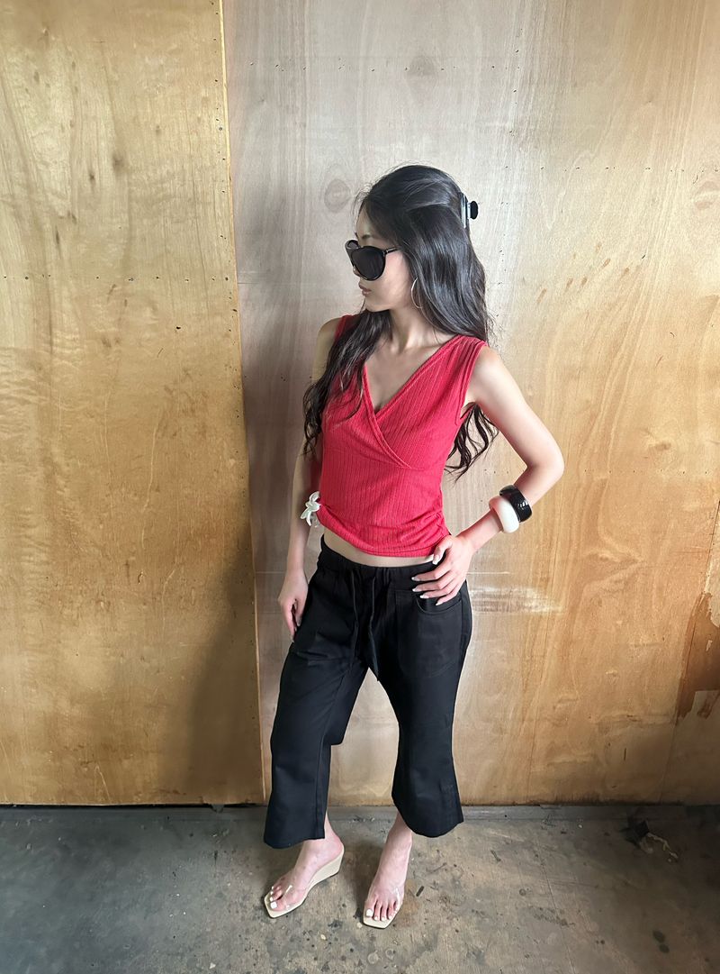 punching v neck top