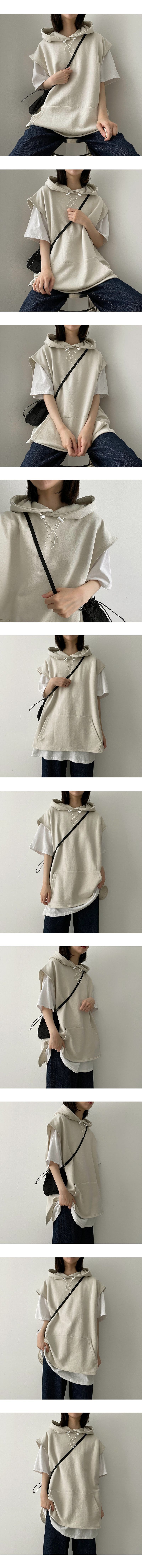 Maj String Hooded Vest