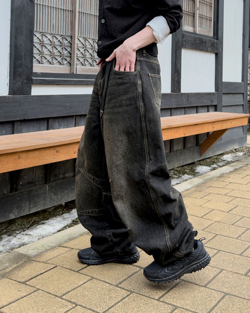 Letic Dart Tinted Black Wide Denim