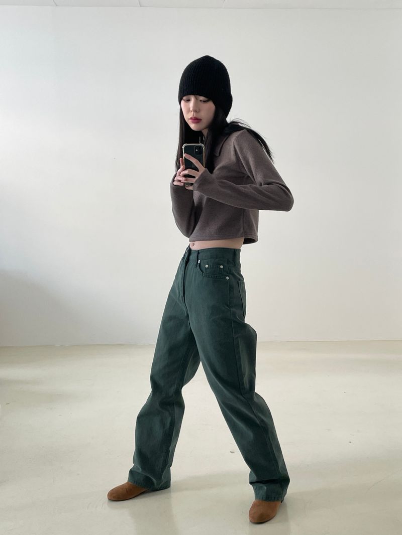 Recommend color semi-wide pants