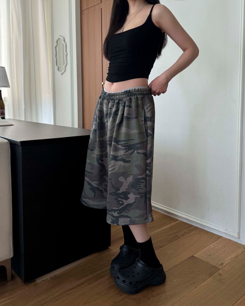 [Unisex] Camo bermuda sweat pants 