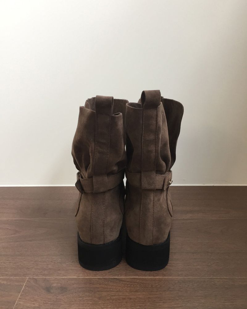 Studded Folding Suede Boots (2color)