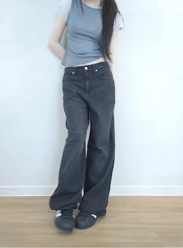 black wide pants