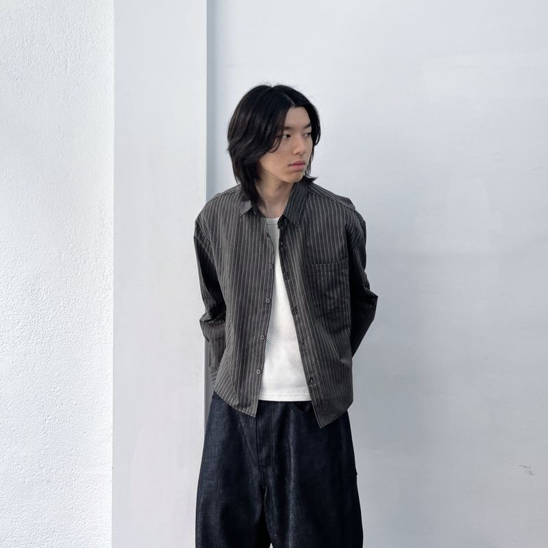 Minimalist Micro-Pleated Cropped Shirt
