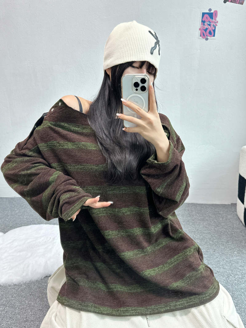 SHOULDER SNAP WARMER POINT STRIPED KNIT🤎🖤🧸 - 2 COLORS