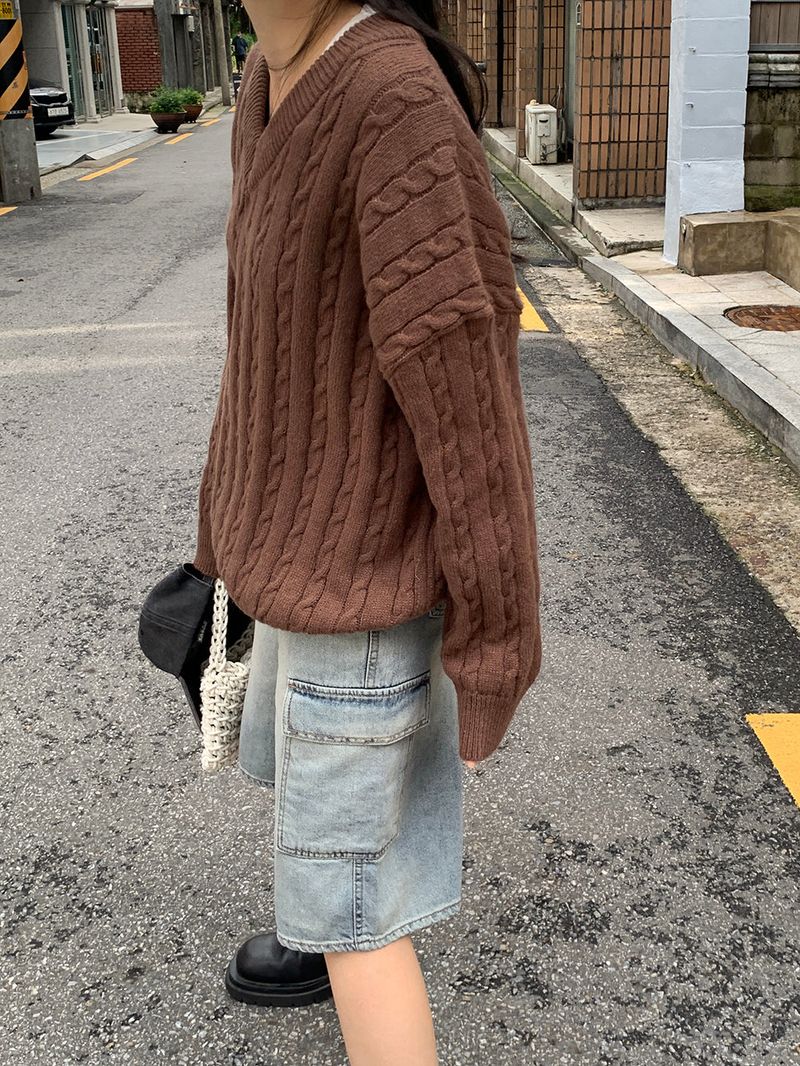[MADE] Ethol twisted V-knit