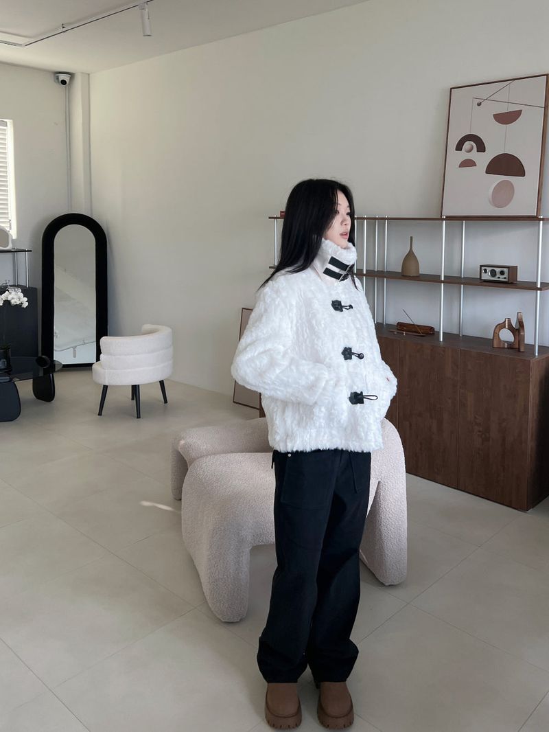 Coco Duffle High-Neck Short Fur Jacket