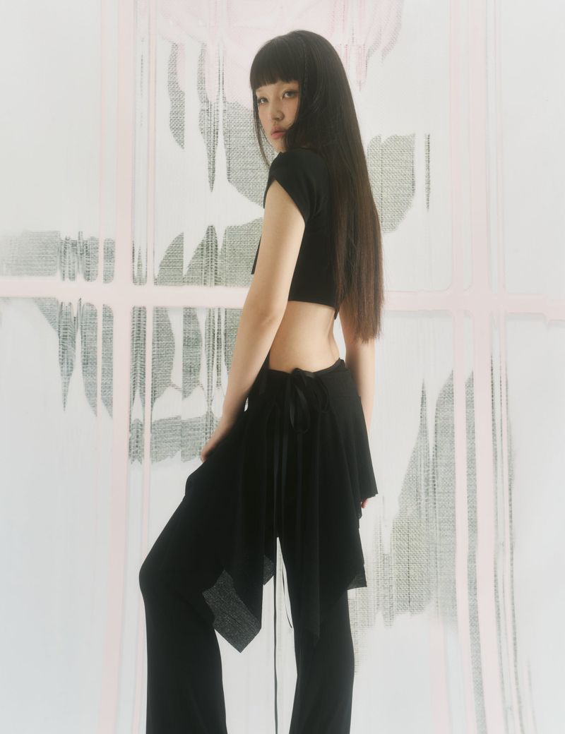 Raglan Crop Top (BLACK)