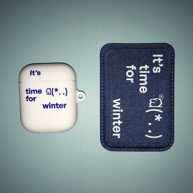 It's time for winter (white) airpod case