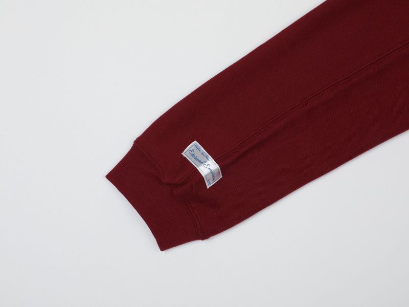 ROUND TWO WAY COLLAR ZIP (WINE RED)