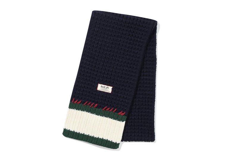 CLASSIC HAND STITCH MUFFLER