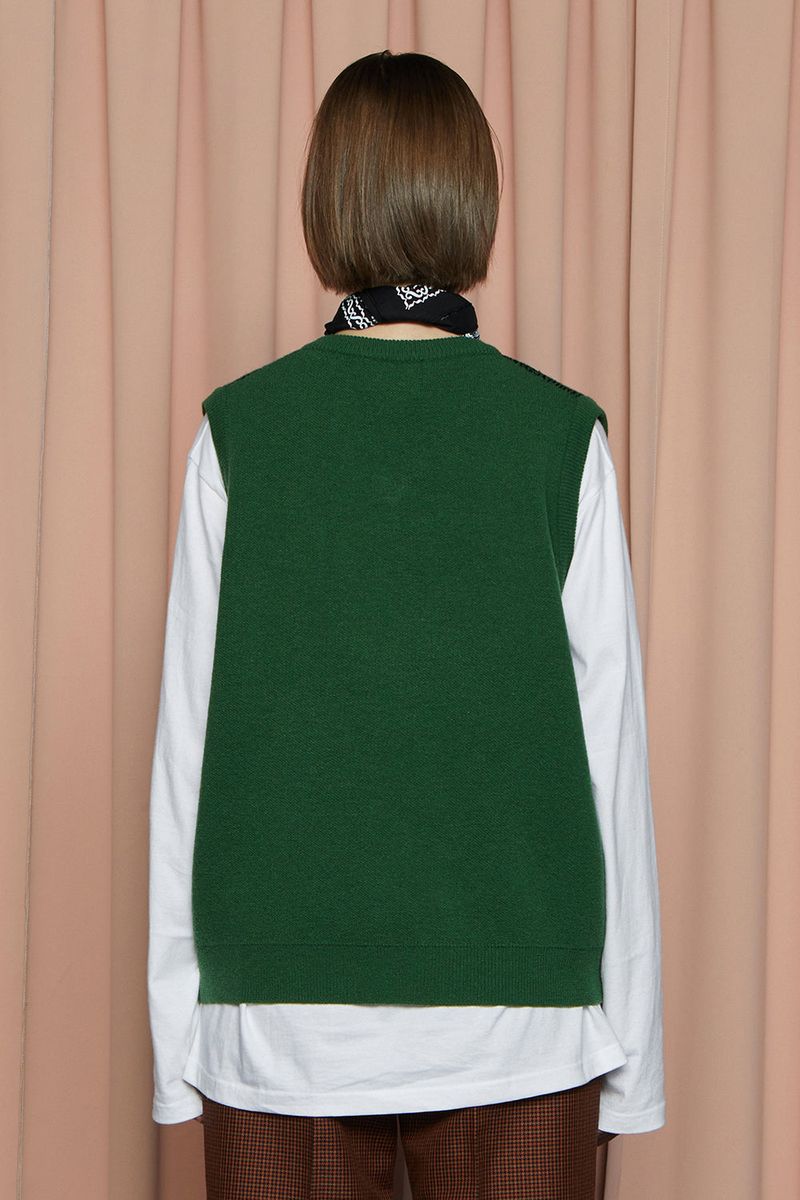 GRAPHIC KNIT VEST / GREEN