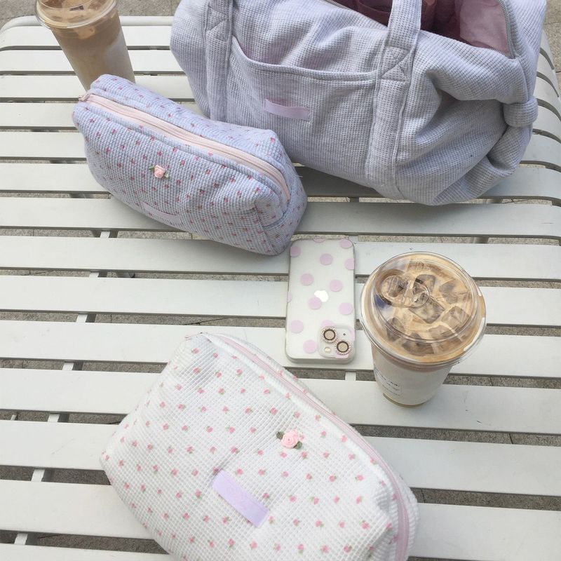 Rosebud Waffle Pouch - WHITE
