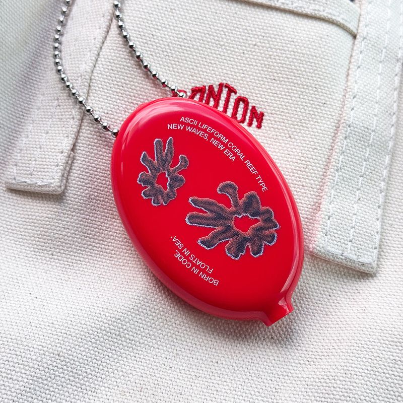 BORN IN CODE Coral Reef Coin Wallet Keyring (Red)