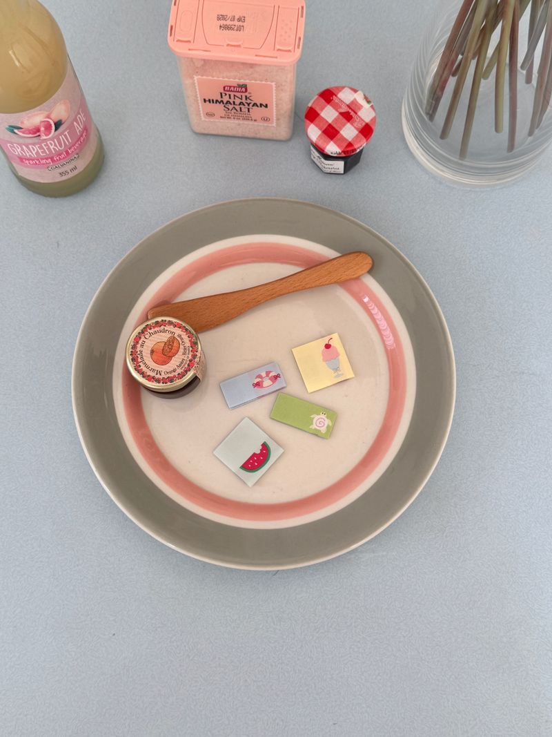 SUMMER BOOKMARK