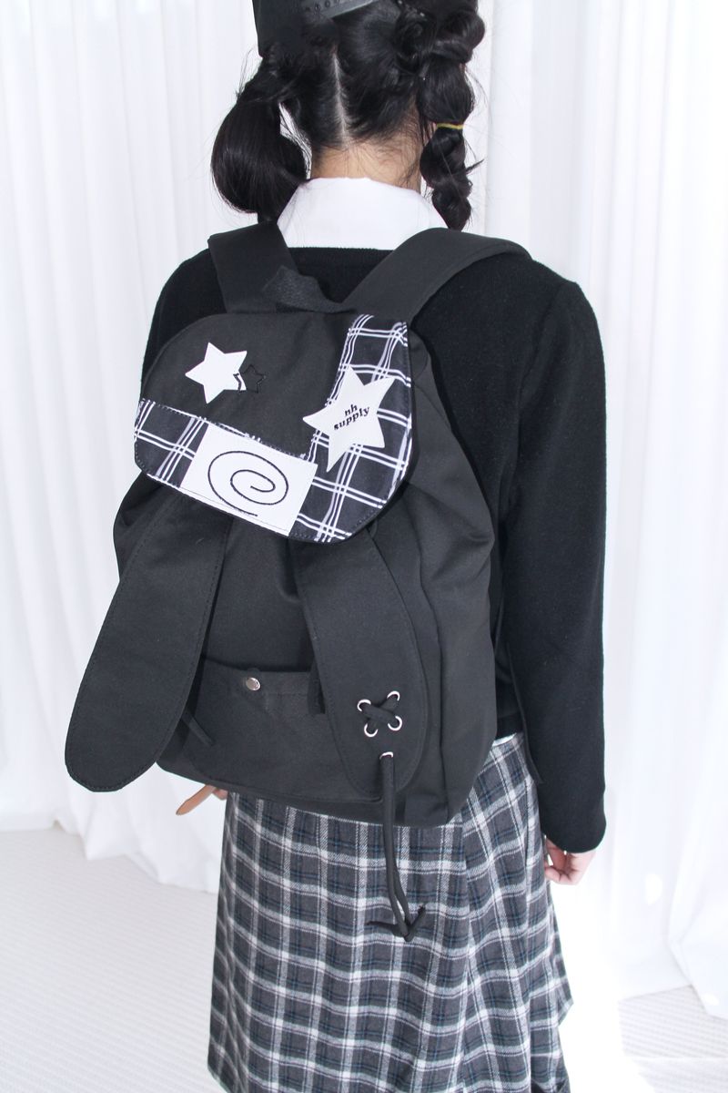 Rabbit Drop String Patch Backpack (2color)