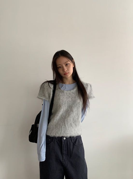 Sbit Round Hairy Short Sleeve Knit