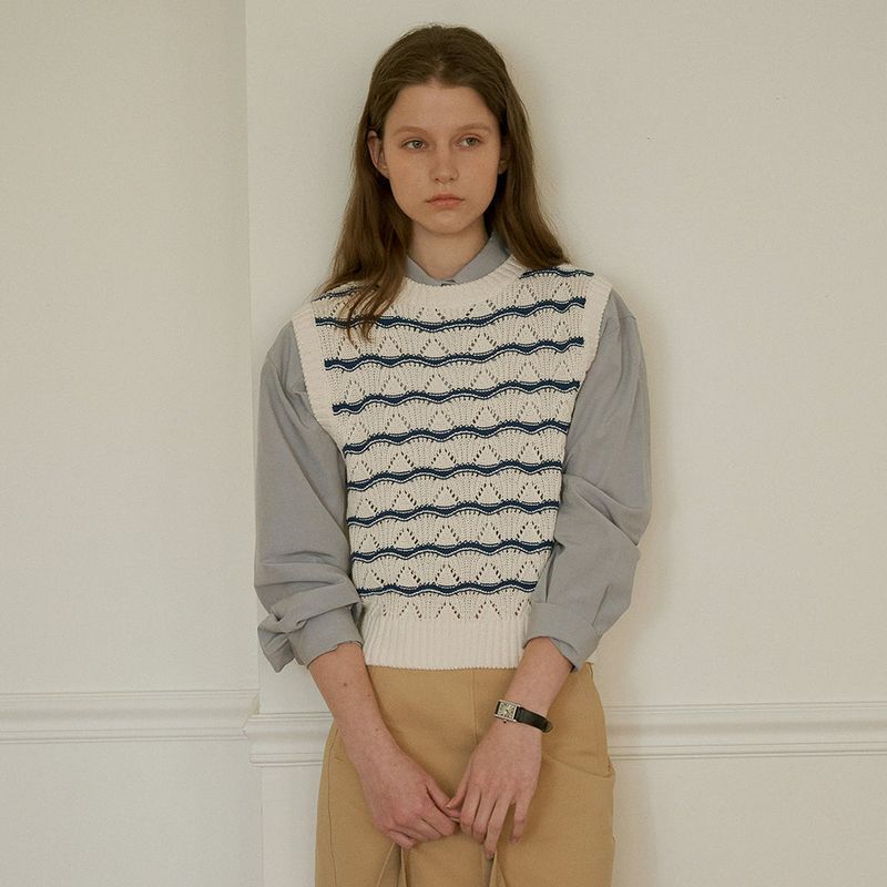 Soft raglan shirt