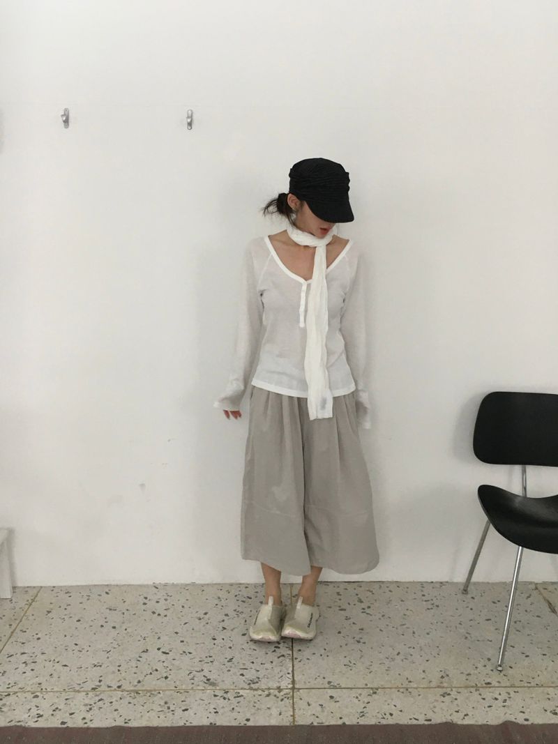 Chloe Button Roll Up 3/4 sleeve 2-Way Vneck (5c)