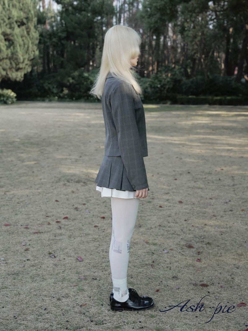 AW25 Preppy pleated skirt