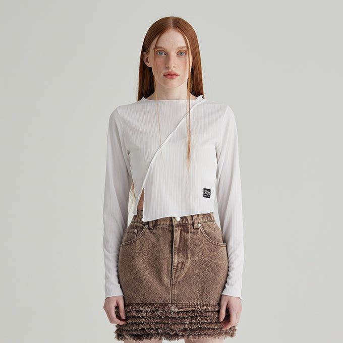 ANDTHEOTHER(アンドジアザー)の「WHITE DIAGONAL LONG T-SHIRT(Tops)」