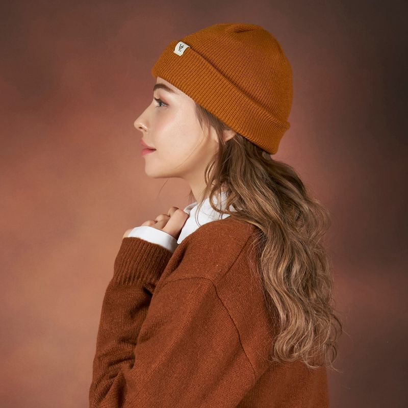 Monogram label beanie