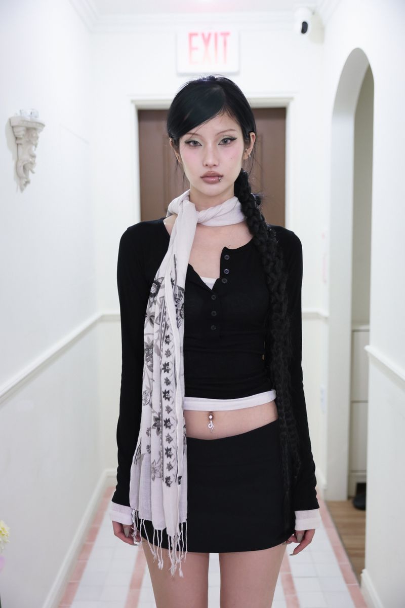 Oriental flower scarf (White/Yellow)
