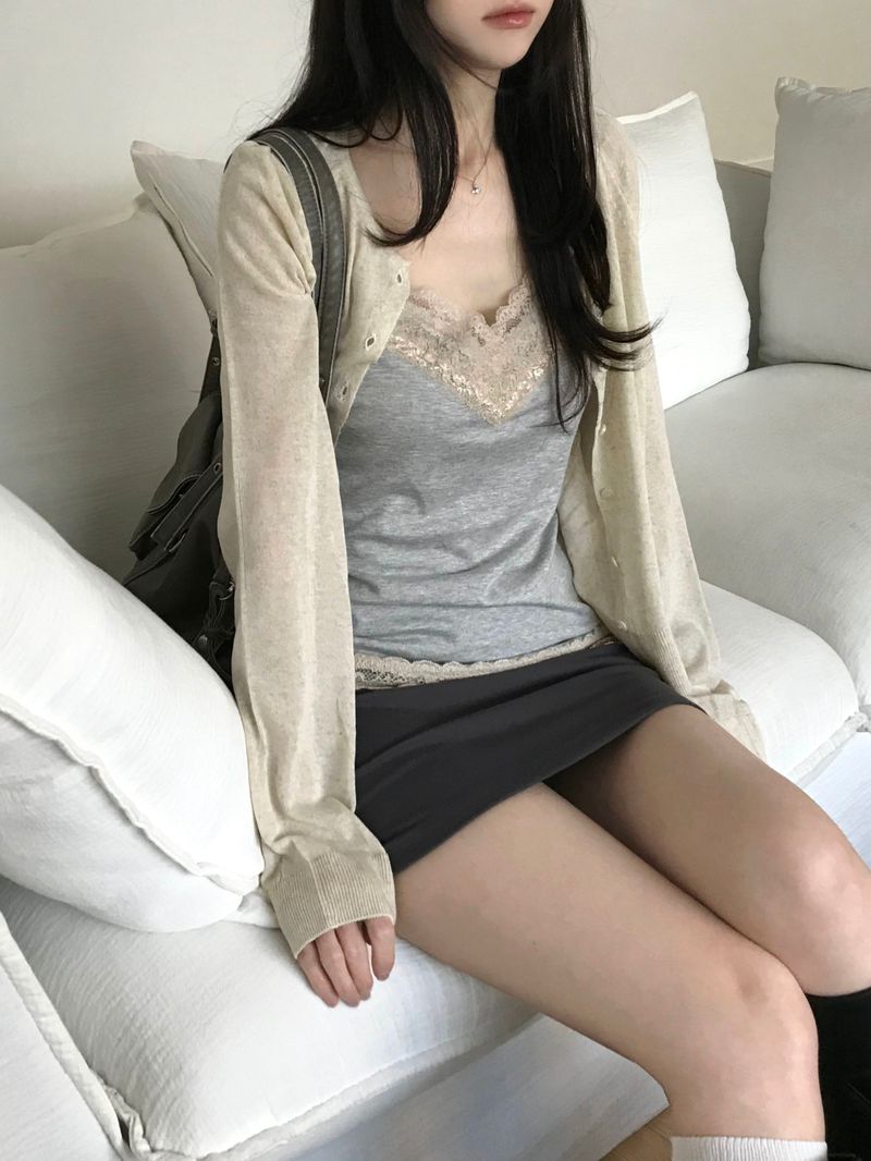 Cindy Lace Sleeveless (one color)