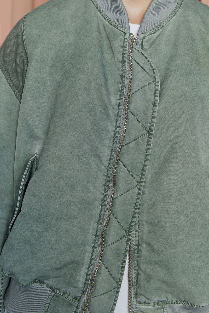 PIGMENT MA-1 JUMPER / KHAKI