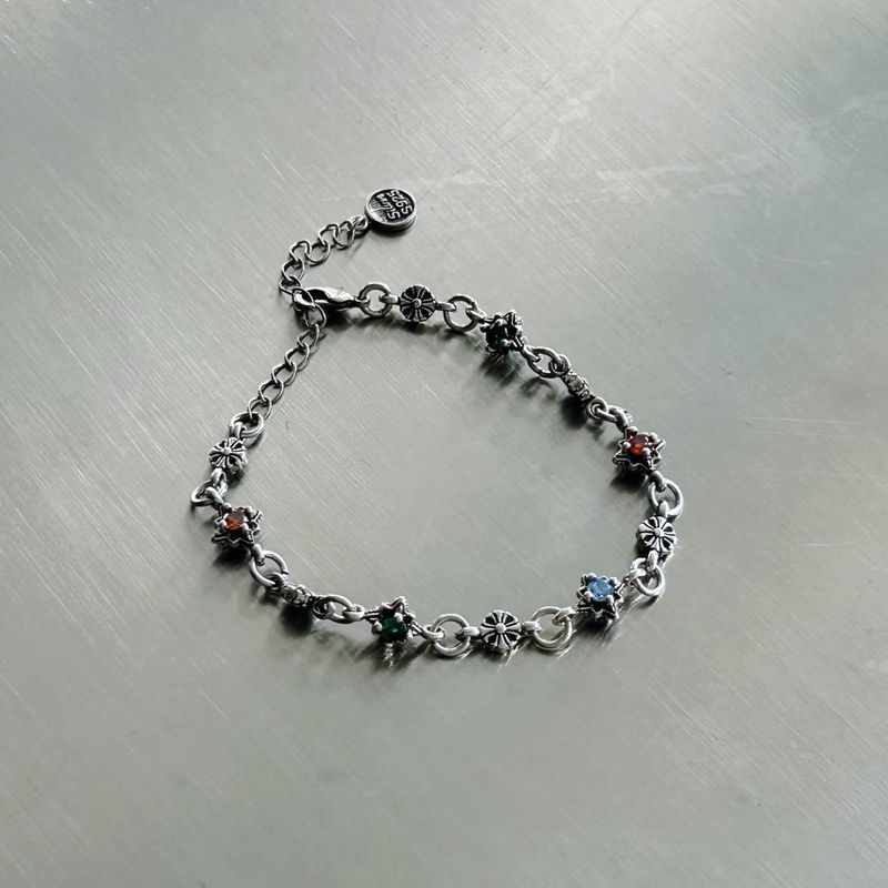 FADE MEET（フェードミート）の「Interlaced Floral Chain Bracelet（Accessories）」