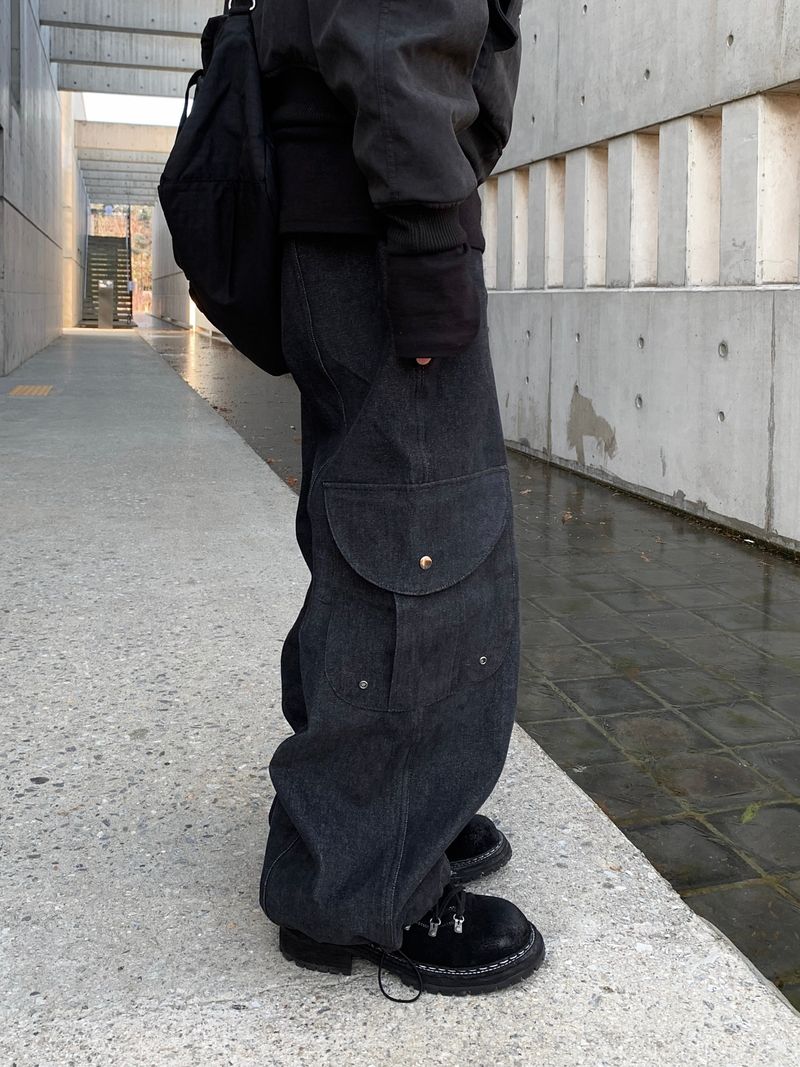 Lure incision cargo pants 2C