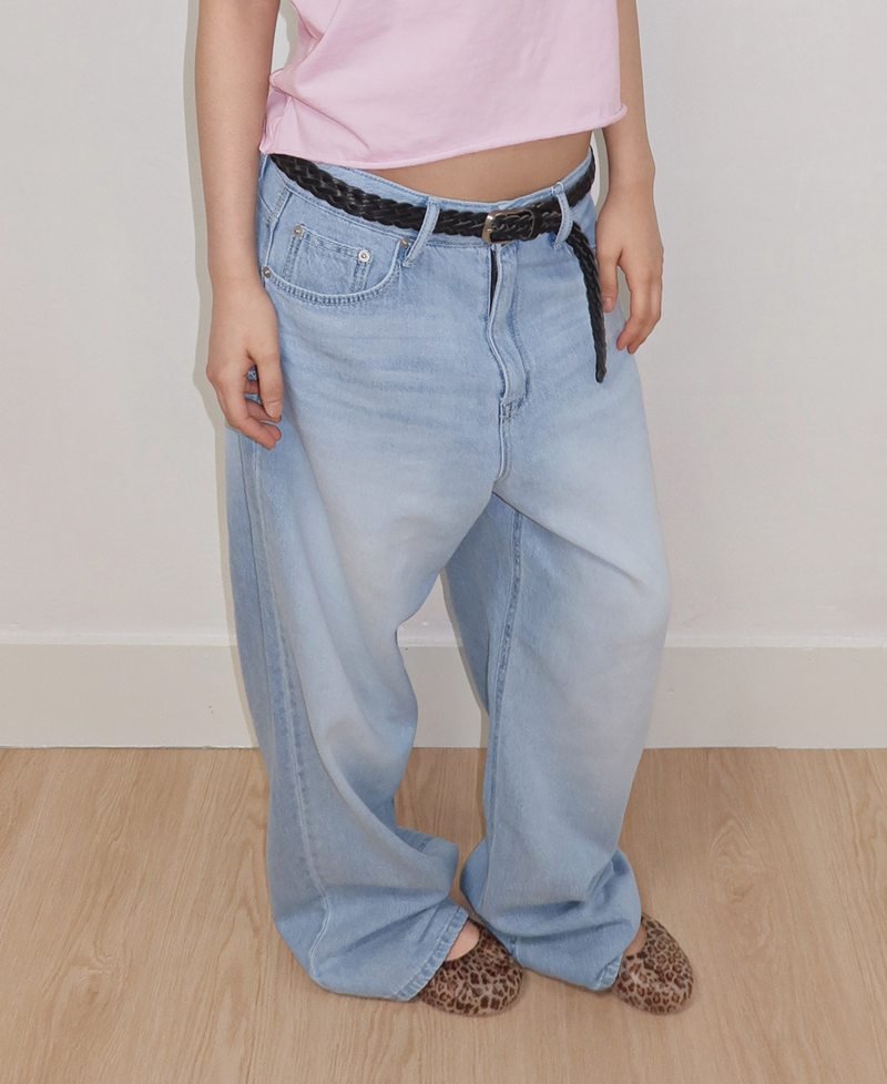 NOTHINGINCOMMON(ナッシングインコモン)の「휴고 썸머 와이드 연청 쿨 데님팬츠(Pants)」