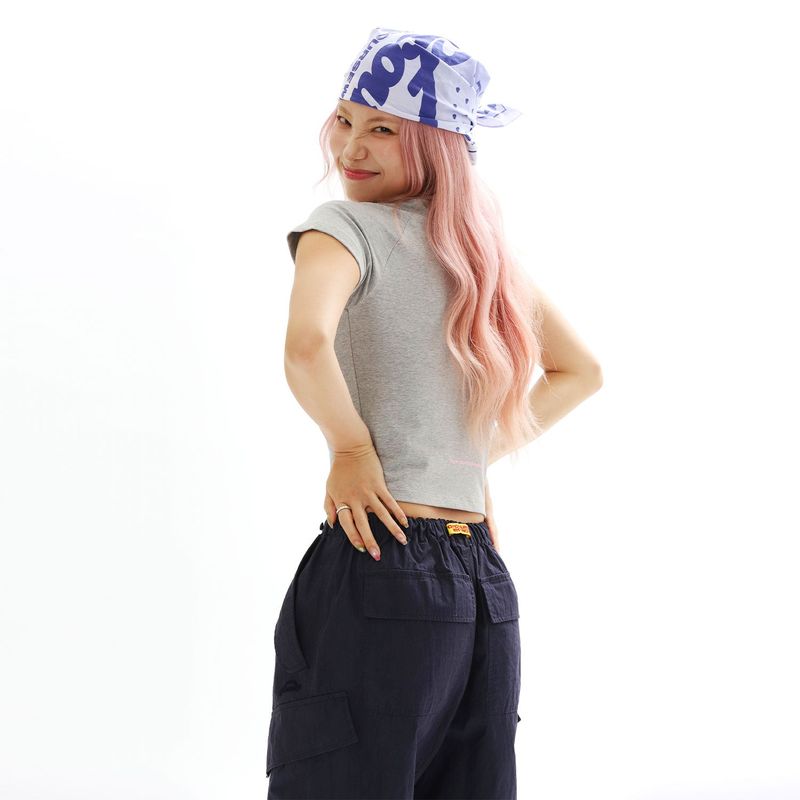 ザットガールバイブTシャツ_メランジグレー