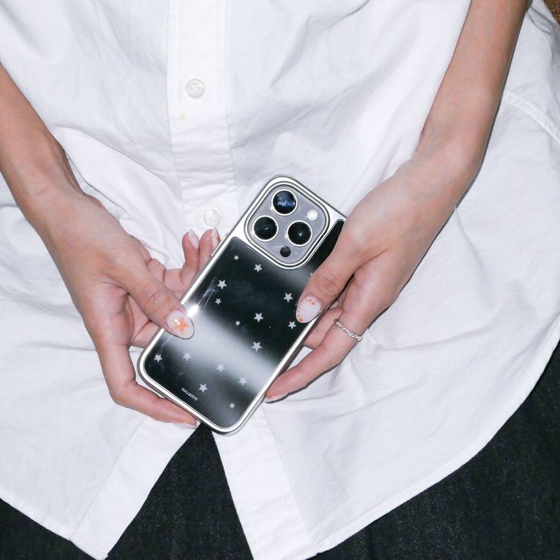 nullbieve（ヌルビーブ）の「スターリーナイトシルバーエポキシケース. ブラックスカイ（スマホグッズ/小物）」