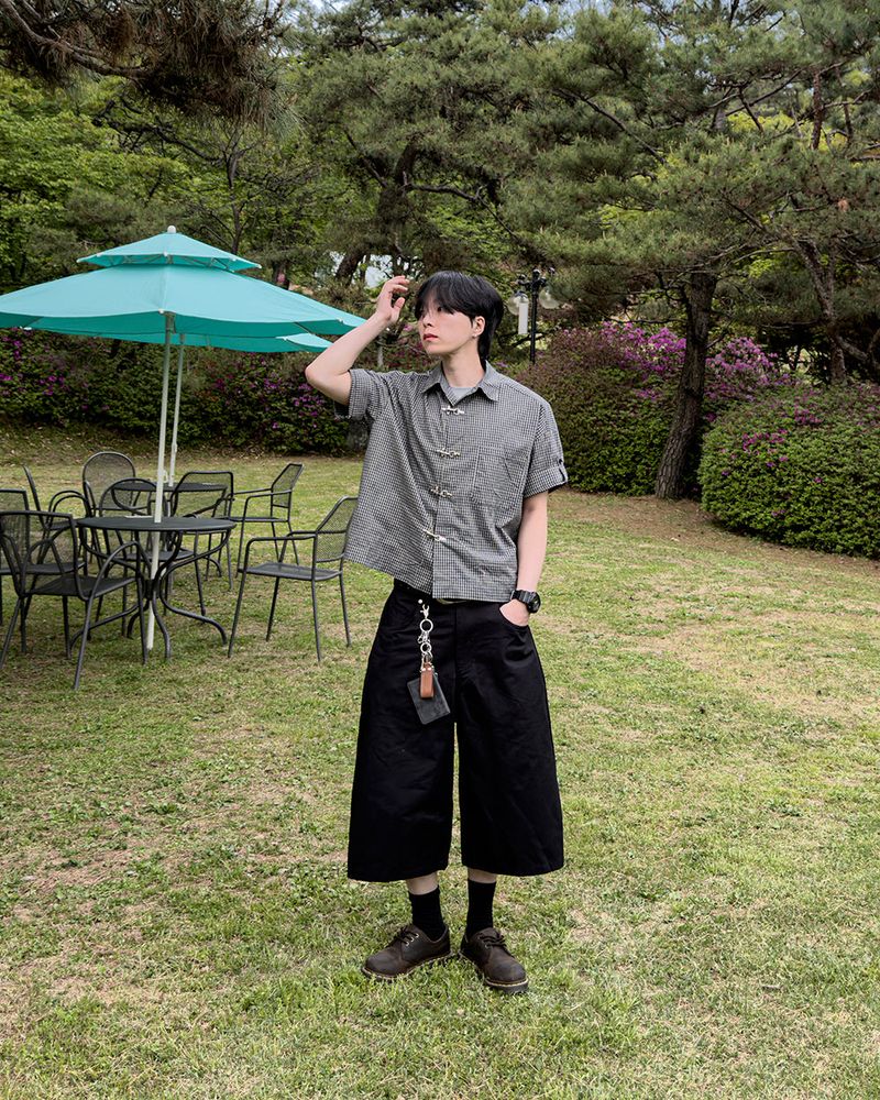 Varon Patch Strap Bermuda Pants