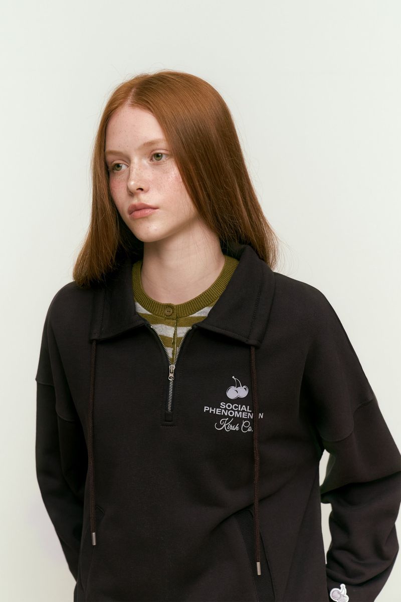 CHERRY ARCH LOGO HALF ZIP UP [DARK BROWN]