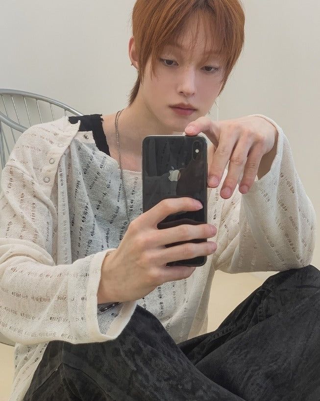 26SS★ [PLAN MADE/MADE] Slant Snap Damaged Knit