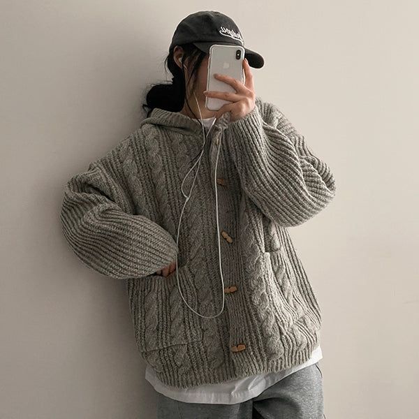 hijjoo（ハイチュー）の「ネッドフードツイストニットカーディガン（トップス）」