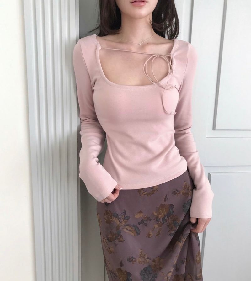 cloudemotion(クラウドエモーション)の「fonit deep u glam strap top(Tops)」