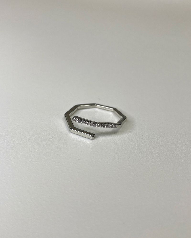 refrainfromspace(リフレインフロームスペース)の「hexagon cross ring (925silver)(Accessories)」