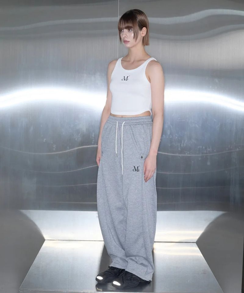 EVA BACK DETAIL CROP SLEEVELESS (2COLOR)