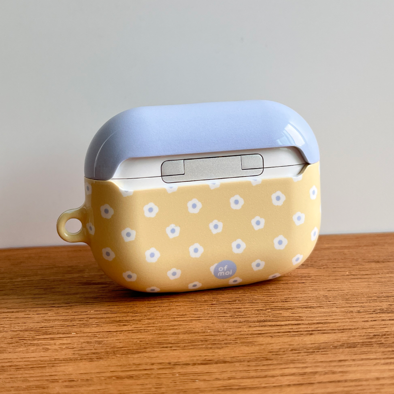 ofmoi(オブモイ)の「スプリングハードAirpodsケース(スマホグッズ/小物)」