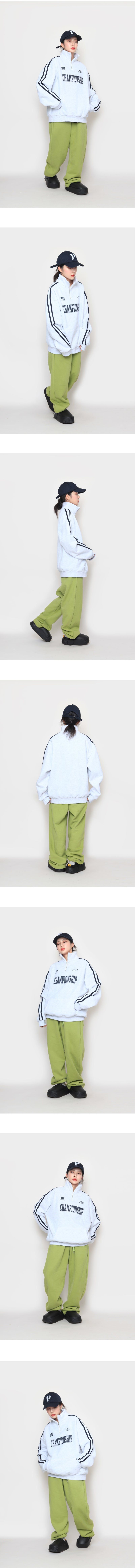 Championship semi- zip-up sweatshirt