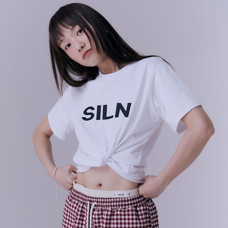 Essential signature t-shirt (WHITE)