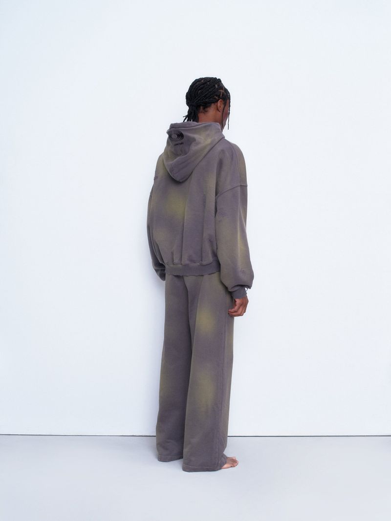 WASHED-OUT & DESTROYED HOODIE