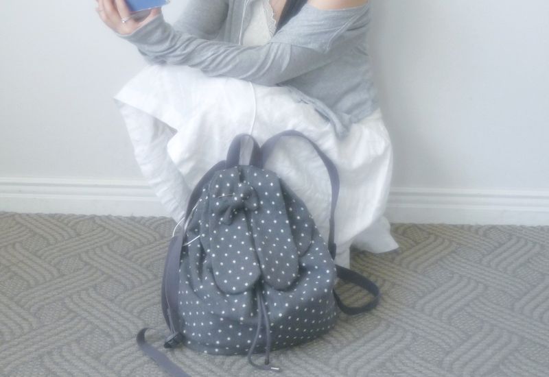Pudgy bunny backpack _ Dark grey
